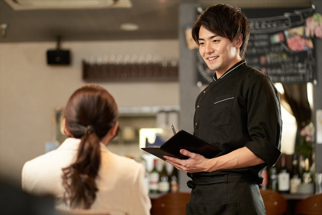 スタバから学ぶスタッフ教育のコツ!実践方法や重要性を詳しく紹介します!